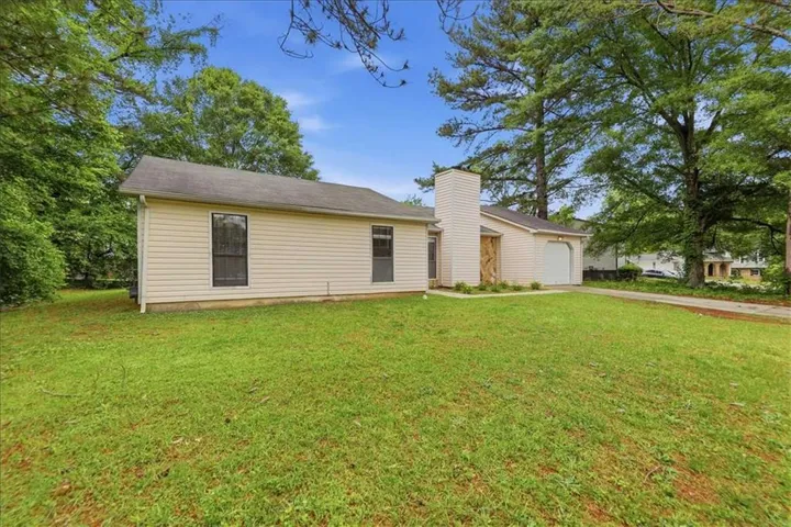 608 Crestmont Court, Jonesboro, Georgia 30238