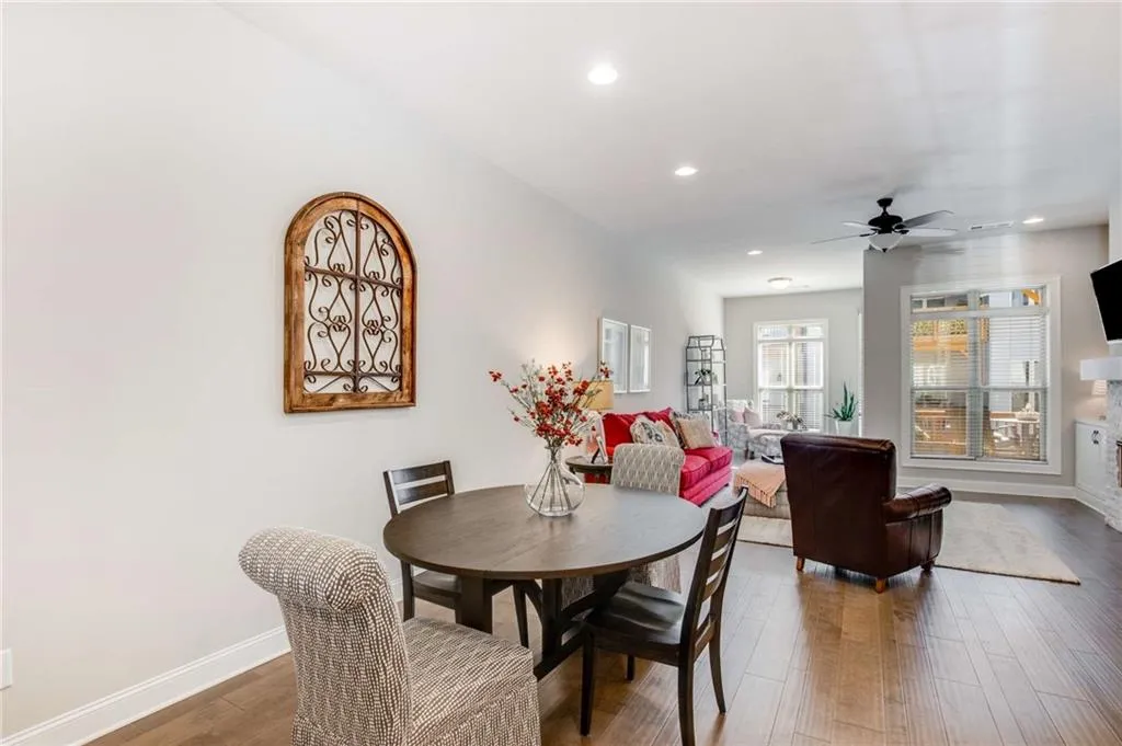 4123 Township Parkway, Atlanta, Georgia 30342, 3 Bedrooms Bedrooms, ,3 BathroomsBathrooms,Residential,Sold,4123 Township Parkway,7086206