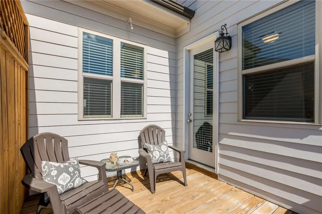 4123 Township Parkway, Atlanta, Georgia 30342, 3 Bedrooms Bedrooms, ,3 BathroomsBathrooms,Residential,Sold,4123 Township Parkway,7086206