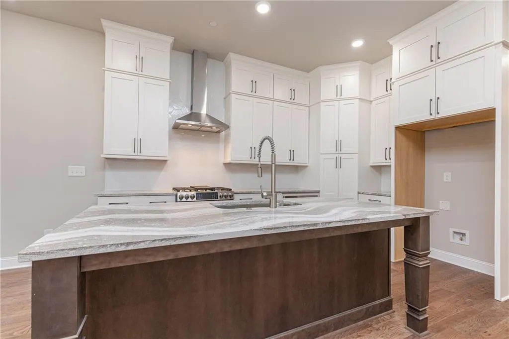 4351 Parkside Place Unit 5, Sandy Springs, Georgia 30342, 3 Bedrooms Bedrooms, ,3 BathroomsBathrooms,Residential,Sold,4351 Parkside Place Unit 5,6604809