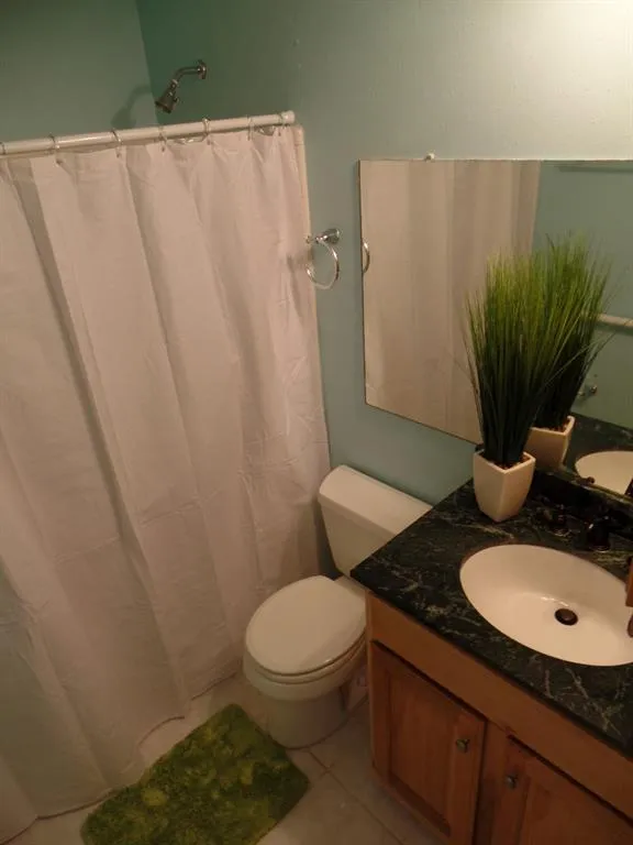 13 Forrest Place Unit 13, Sandy Springs, Georgia 30328, 3 Bedrooms Bedrooms, ,3 BathroomsBathrooms,Residential,Sold,13 Forrest Place Unit 13,5583026