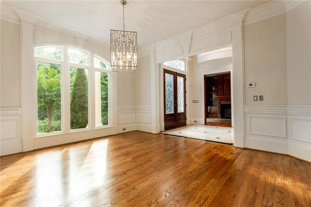 500 Tara Trail, Atlanta, Georgia 30327, 6 Bedrooms Bedrooms, ,6 BathroomsBathrooms,Residential,Sold,500 Tara Trail,6091223