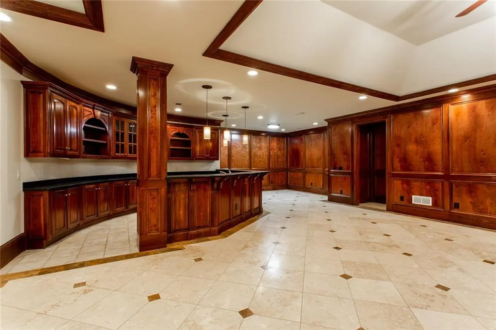 500 Tara Trail, Atlanta, Georgia 30327, 6 Bedrooms Bedrooms, ,6 BathroomsBathrooms,Residential,Sold,500 Tara Trail,6091223
