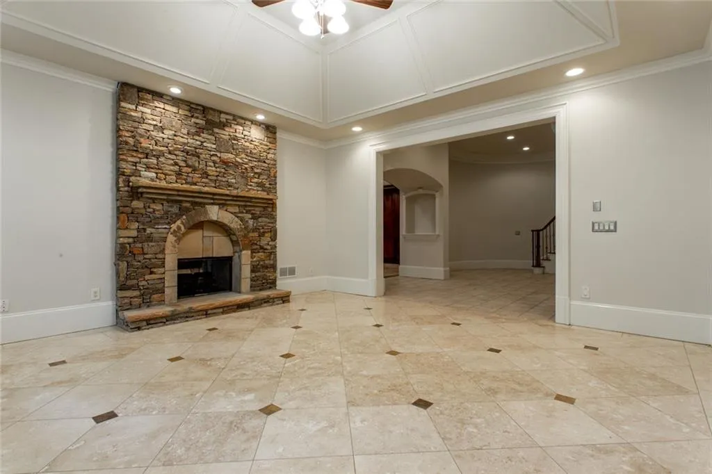 500 Tara Trail, Atlanta, Georgia 30327, 6 Bedrooms Bedrooms, ,6 BathroomsBathrooms,Residential,Sold,500 Tara Trail,6091223