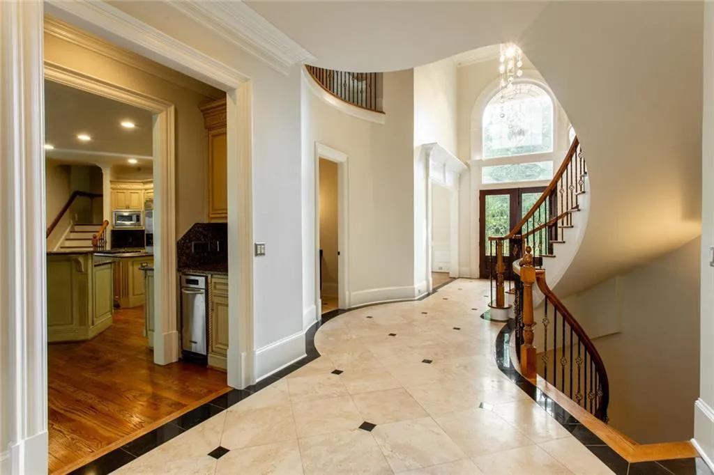 500 Tara Trail, Atlanta, Georgia 30327, 6 Bedrooms Bedrooms, ,6 BathroomsBathrooms,Residential,Sold,500 Tara Trail,6091223