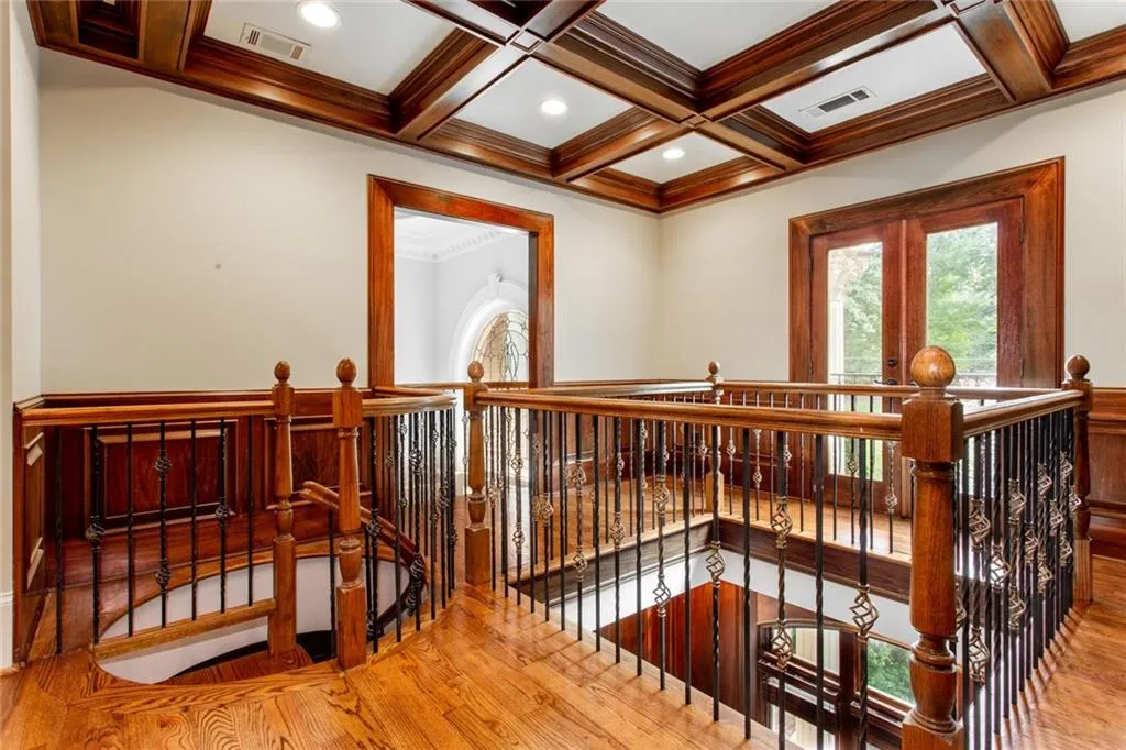 500 Tara Trail, Atlanta, Georgia 30327, 6 Bedrooms Bedrooms, ,6 BathroomsBathrooms,Residential,Sold,500 Tara Trail,6091223