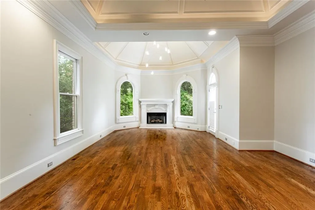 500 Tara Trail, Atlanta, Georgia 30327, 6 Bedrooms Bedrooms, ,6 BathroomsBathrooms,Residential,Sold,500 Tara Trail,6091223