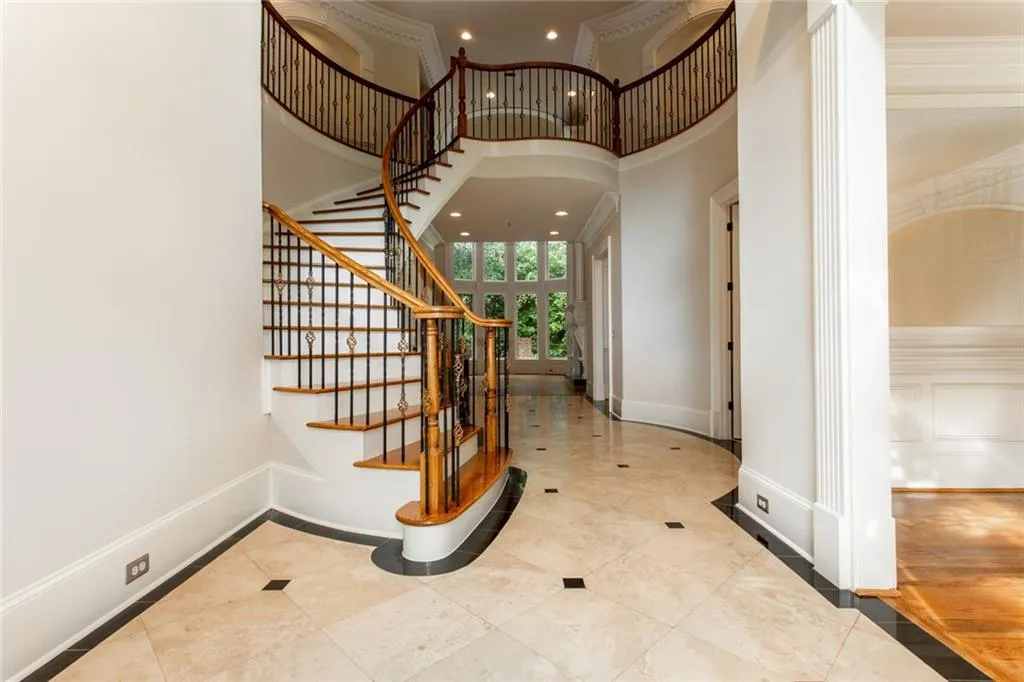 500 Tara Trail, Atlanta, Georgia 30327, 6 Bedrooms Bedrooms, ,6 BathroomsBathrooms,Residential,Sold,500 Tara Trail,6091223