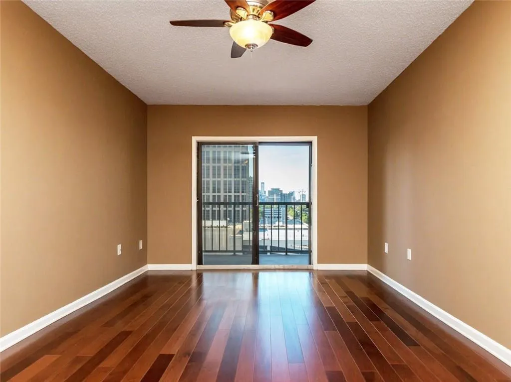 1280 West Peachtree Street Nw Unit 1907, Atlanta, Georgia 30309, 1 Bedroom Bedrooms, ,1 BathroomBathrooms,Residential,Sold,1280 West Peachtree Street Nw Unit 1907,5689837