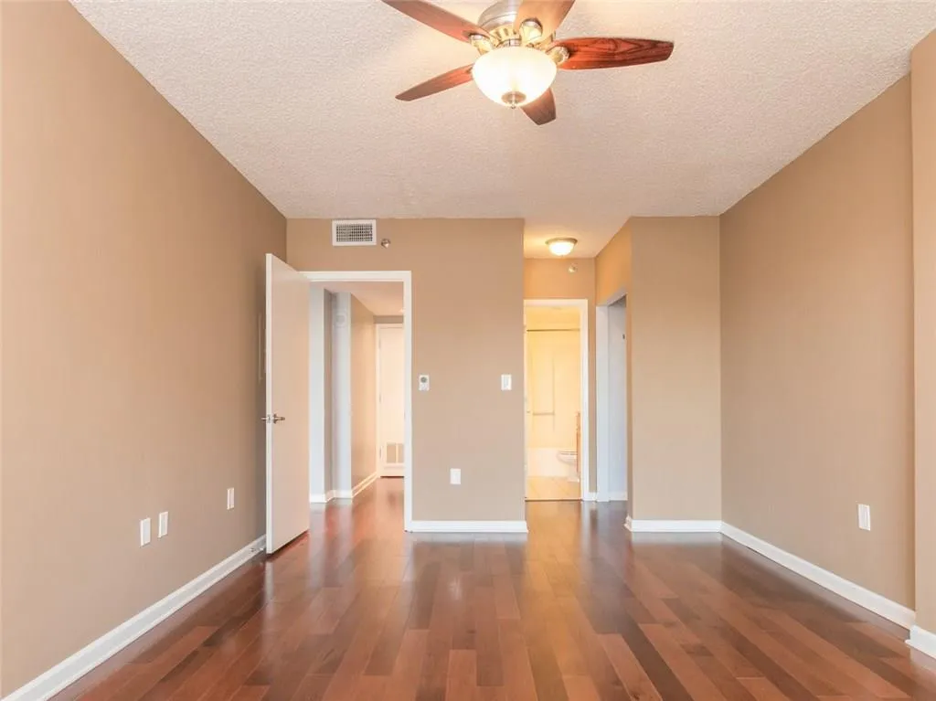 1280 West Peachtree Street Nw Unit 1907, Atlanta, Georgia 30309, 1 Bedroom Bedrooms, ,1 BathroomBathrooms,Residential,Sold,1280 West Peachtree Street Nw Unit 1907,5689837
