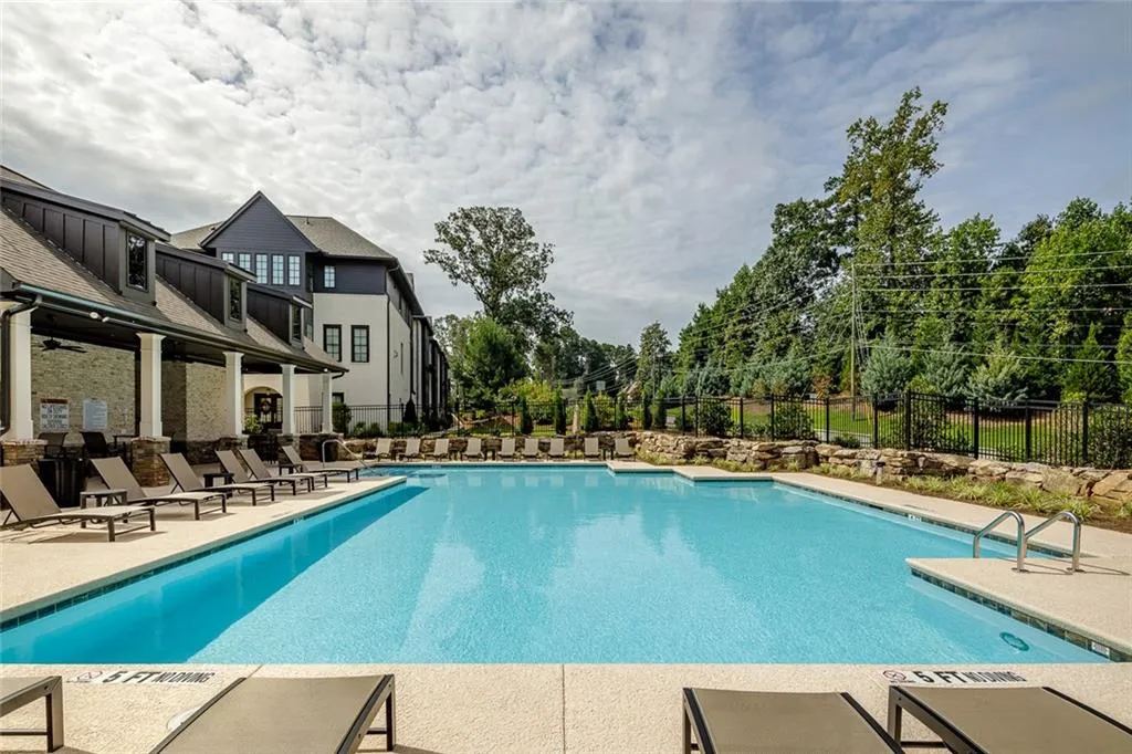 6500 Aria Village Drive, Sandy Springs, Georgia 30328, 3 Bedrooms Bedrooms, ,3 BathroomsBathrooms,Residential,Sold,6500 Aria Village Drive,6947873