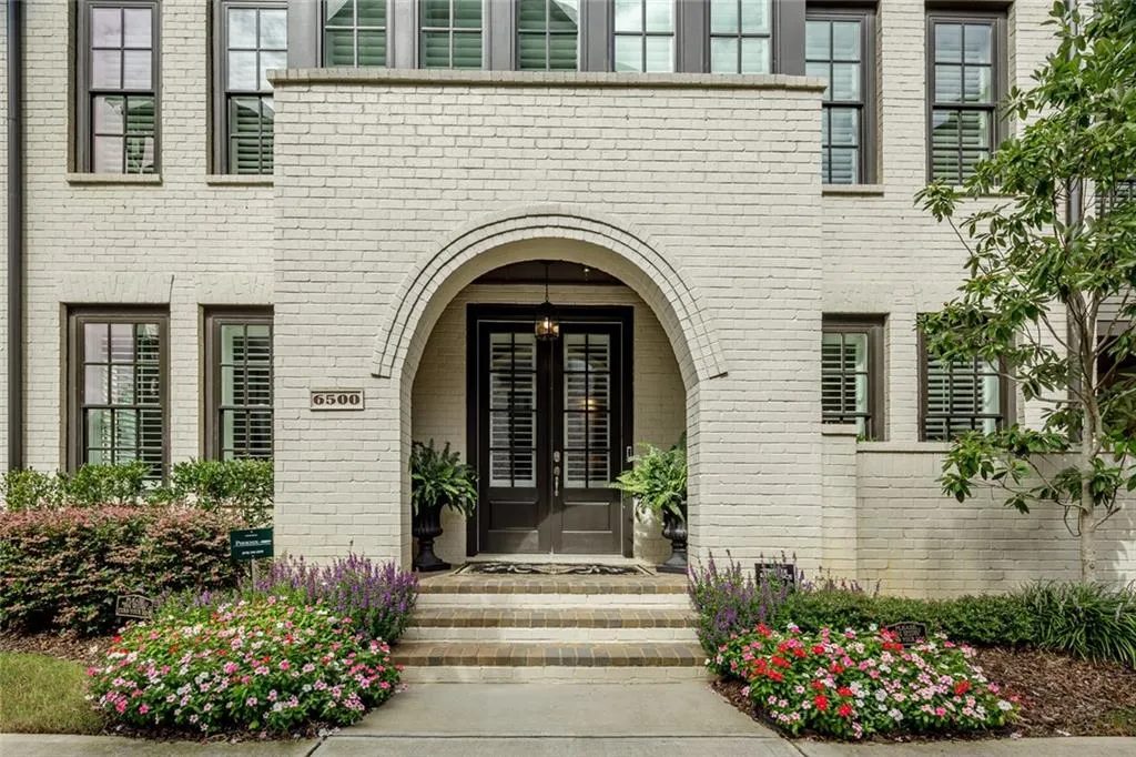 6500 Aria Village Drive, Sandy Springs, Georgia 30328, 3 Bedrooms Bedrooms, ,3 BathroomsBathrooms,Residential,Sold,6500 Aria Village Drive,6947873