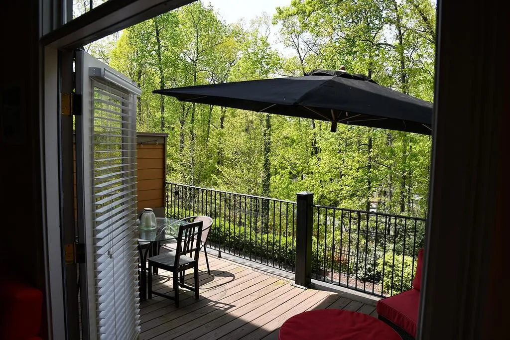 968 Telfair Close, Sandy Springs, Georgia 30350, 3 Bedrooms Bedrooms, ,3 BathroomsBathrooms,Residential,Sold,968 Telfair Close,6687957