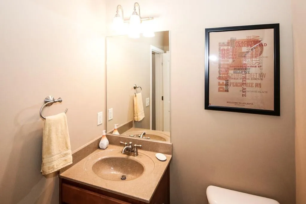 968 Telfair Close, Sandy Springs, Georgia 30350, 3 Bedrooms Bedrooms, ,3 BathroomsBathrooms,Residential,Sold,968 Telfair Close,6687957