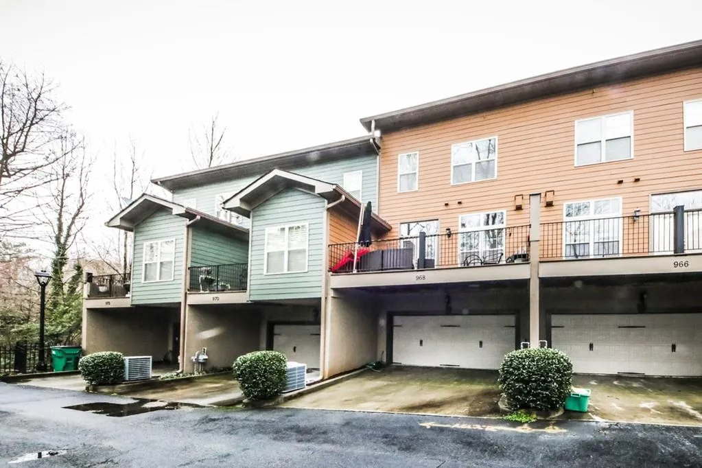 968 Telfair Close, Sandy Springs, Georgia 30350, 3 Bedrooms Bedrooms, ,3 BathroomsBathrooms,Residential,Sold,968 Telfair Close,6687957