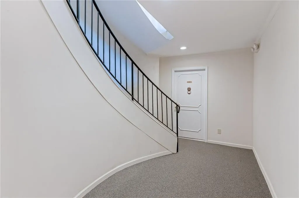 Georgia 30342, ,2 BathroomsBathrooms,Residential,Sold,6015550