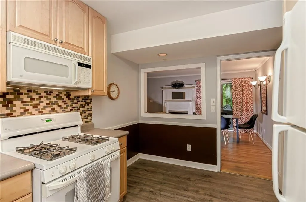 Georgia 30342, ,2 BathroomsBathrooms,Residential,Sold,6015550