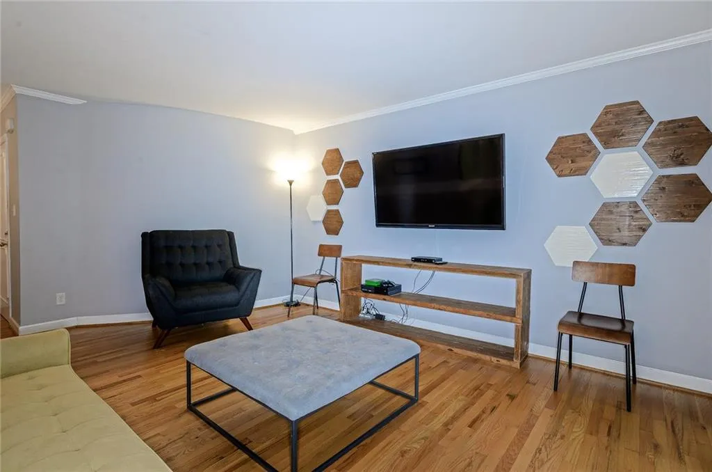 Georgia 30342, ,2 BathroomsBathrooms,Residential,Sold,6015550