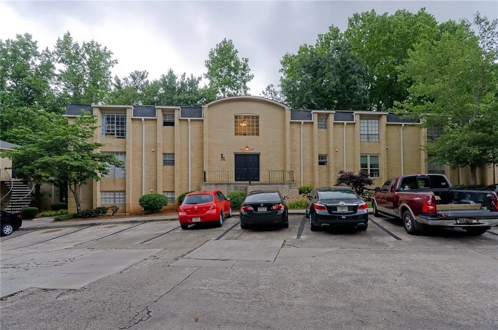 Georgia 30342, ,2 BathroomsBathrooms,Residential,Sold,6015550