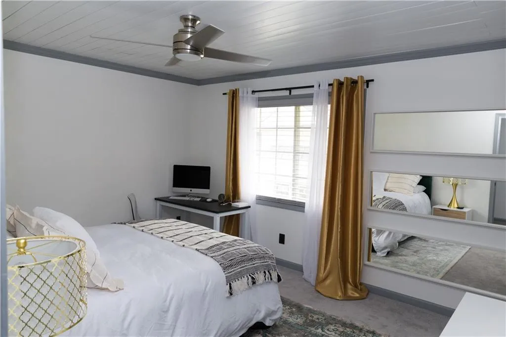 6940 Roswell Road Unit 18b, Atlanta, Georgia 30328, 1 Bedroom Bedrooms, ,1 BathroomBathrooms,Residential,Sold,6940 Roswell Road Unit 18b,6575242