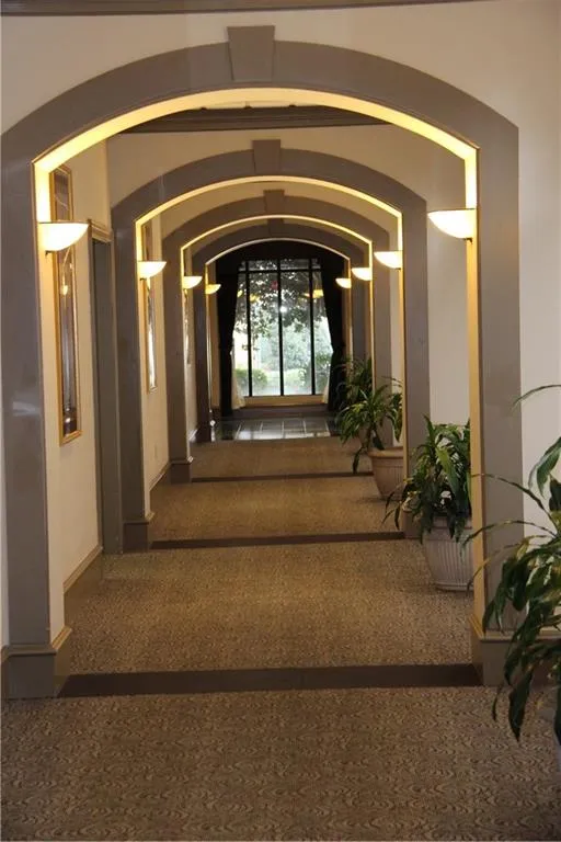 795 Hammond Drive Unit 1906, Atlanta, Georgia 30328, 2 Bedrooms Bedrooms, ,1 BathroomBathrooms,Residential,Sold,795 Hammond Drive Unit 1906,5652174