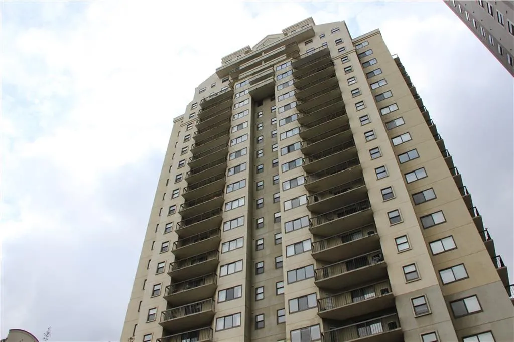 795 Hammond Drive Unit 1906, Atlanta, Georgia 30328, 2 Bedrooms Bedrooms, ,1 BathroomBathrooms,Residential,Sold,795 Hammond Drive Unit 1906,5652174