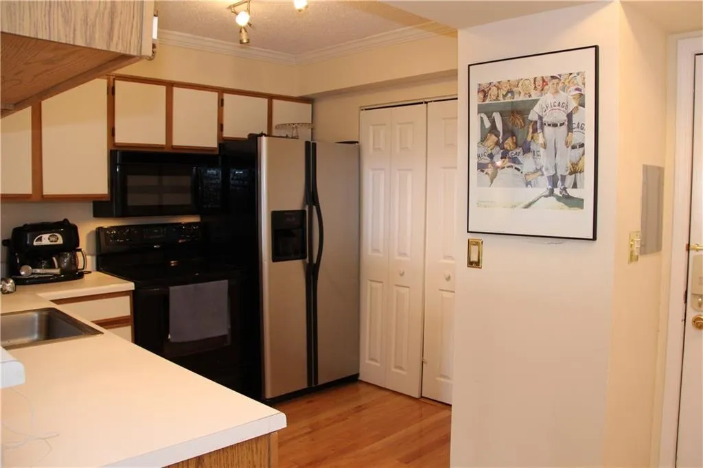 795 Hammond Drive Unit 1906, Atlanta, Georgia 30328, 2 Bedrooms Bedrooms, ,1 BathroomBathrooms,Residential,Sold,795 Hammond Drive Unit 1906,5652174