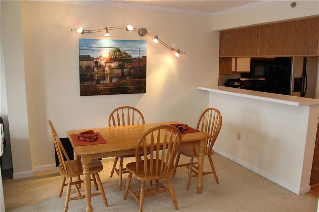 795 Hammond Drive Unit 1906, Atlanta, Georgia 30328, 2 Bedrooms Bedrooms, ,1 BathroomBathrooms,Residential,Sold,795 Hammond Drive Unit 1906,5652174