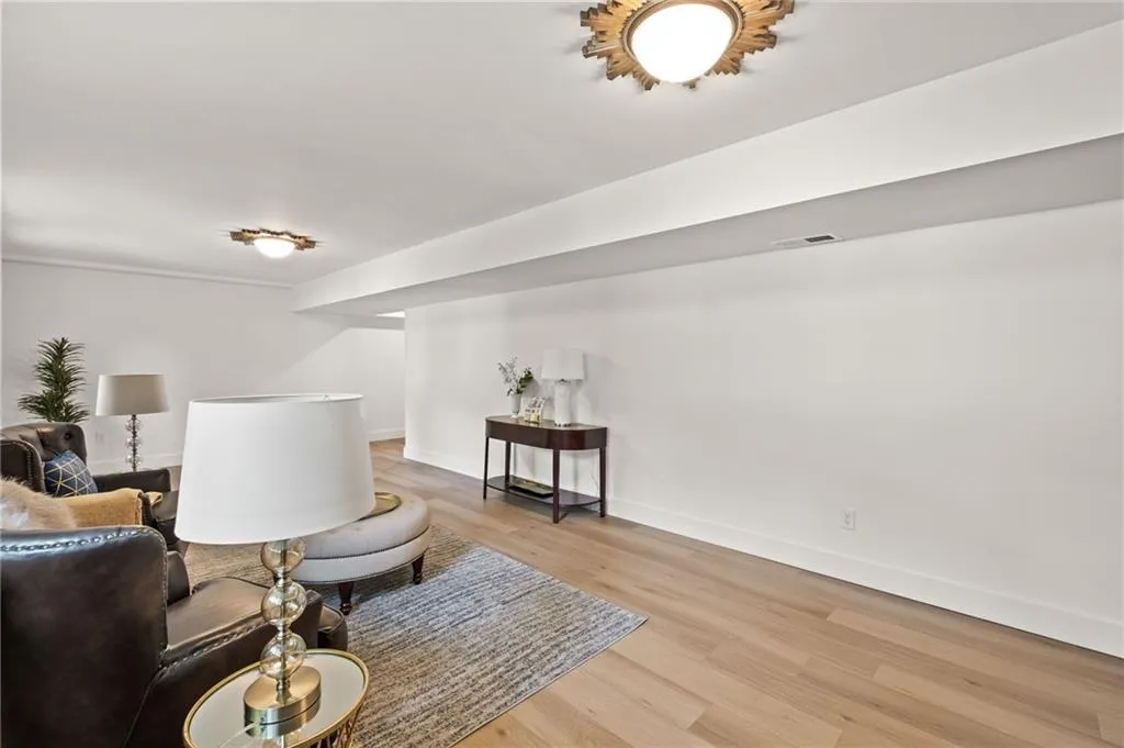 6266 Mountain Brook Way, Atlanta, Georgia 30328, 6 Bedrooms Bedrooms, ,6 BathroomsBathrooms,Residential,Sold,6266 Mountain Brook Way,7225080