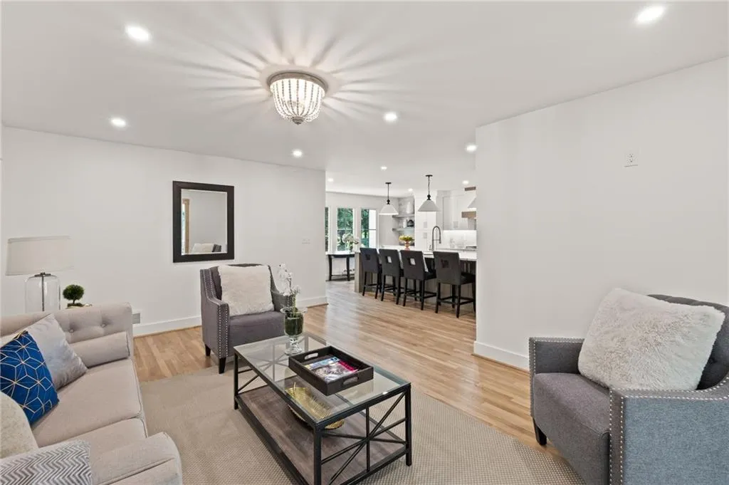 6266 Mountain Brook Way, Atlanta, Georgia 30328, 6 Bedrooms Bedrooms, ,6 BathroomsBathrooms,Residential,Sold,6266 Mountain Brook Way,7225080