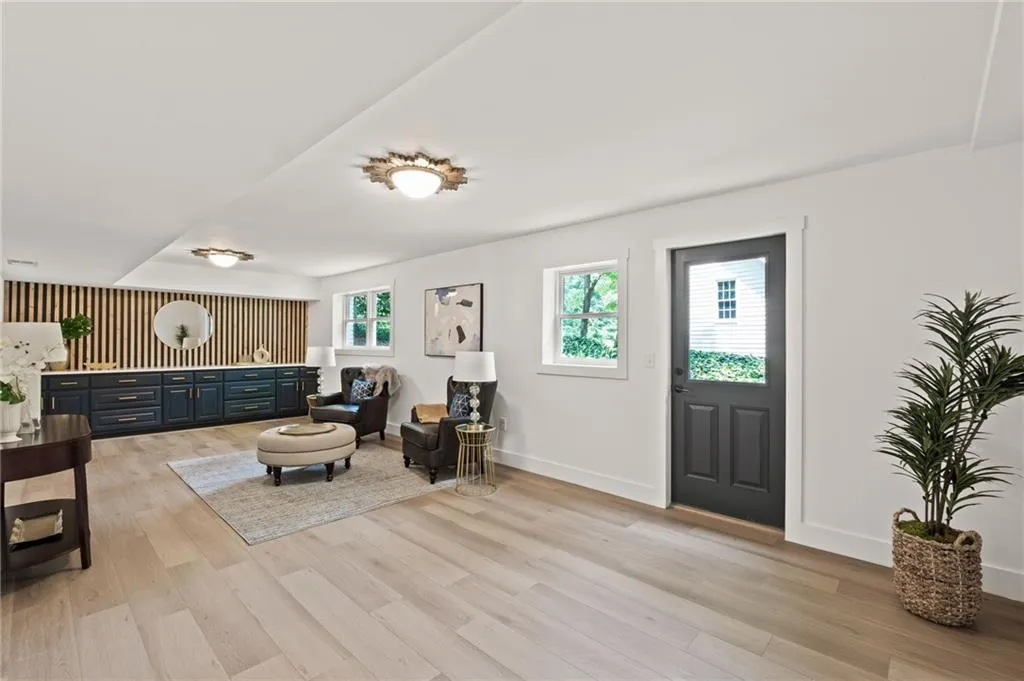 6266 Mountain Brook Way, Atlanta, Georgia 30328, 6 Bedrooms Bedrooms, ,6 BathroomsBathrooms,Residential,Sold,6266 Mountain Brook Way,7225080