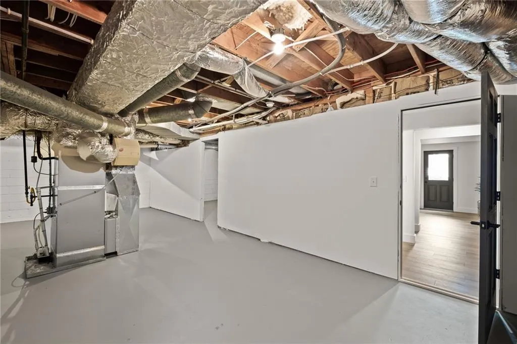 6266 Mountain Brook Way, Atlanta, Georgia 30328, 6 Bedrooms Bedrooms, ,6 BathroomsBathrooms,Residential,Sold,6266 Mountain Brook Way,7225080