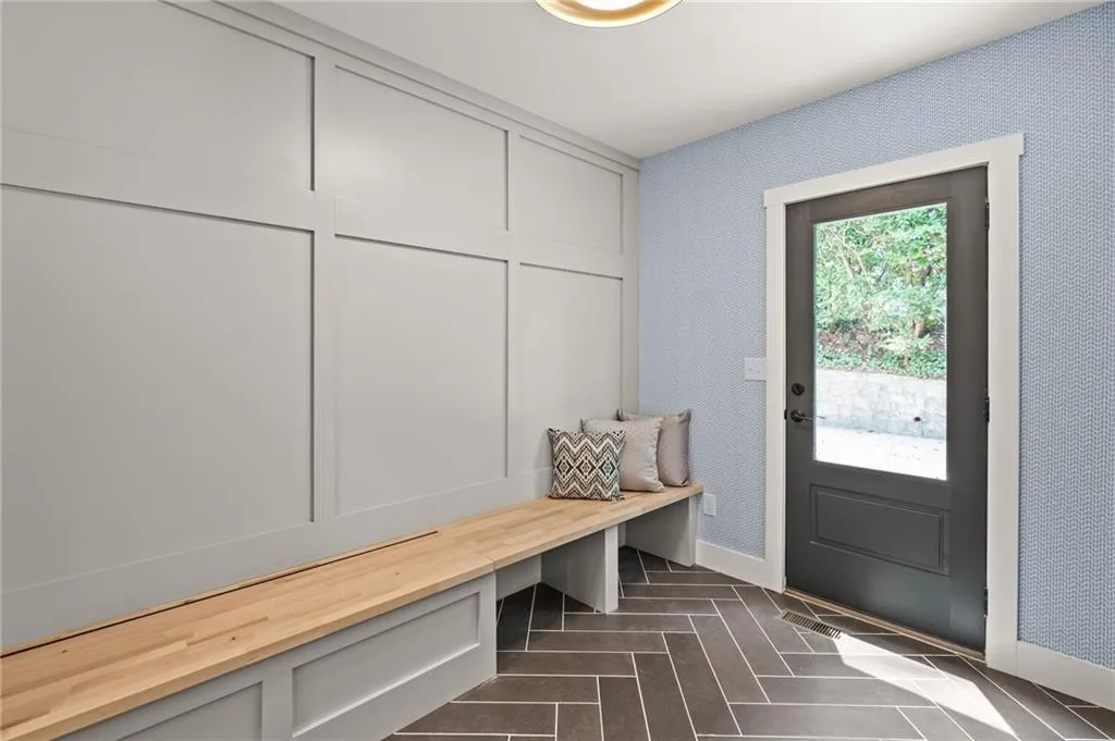 6266 Mountain Brook Way, Atlanta, Georgia 30328, 6 Bedrooms Bedrooms, ,6 BathroomsBathrooms,Residential,Sold,6266 Mountain Brook Way,7225080