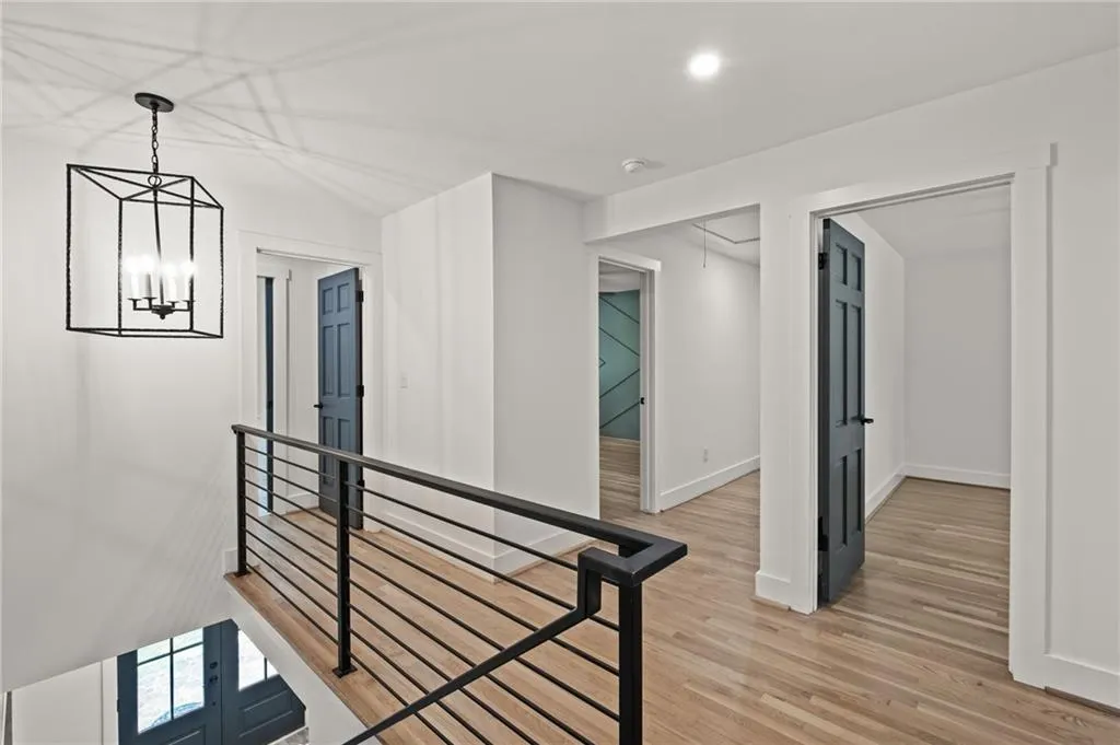 6266 Mountain Brook Way, Atlanta, Georgia 30328, 6 Bedrooms Bedrooms, ,6 BathroomsBathrooms,Residential,Sold,6266 Mountain Brook Way,7225080