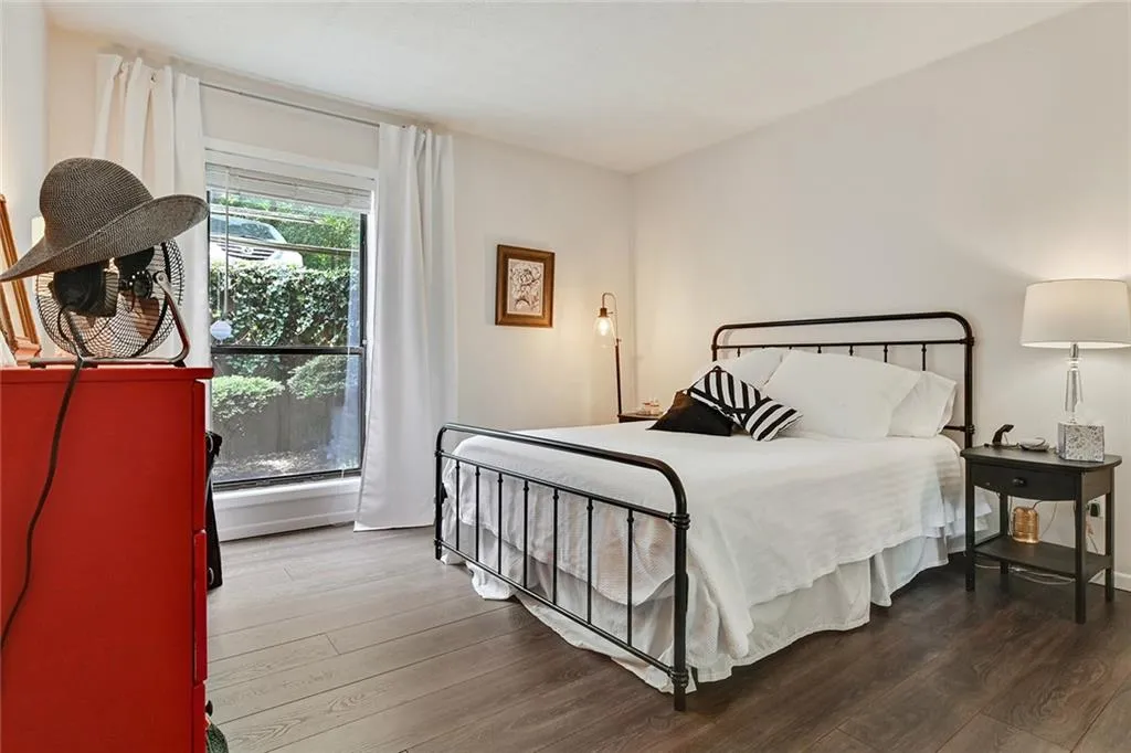 105 River Run Drive Unit 105, Atlanta, Georgia 30350, 1 Bedroom Bedrooms, ,1 BathroomBathrooms,Residential,Sold,105 River Run Drive Unit 105,6734425