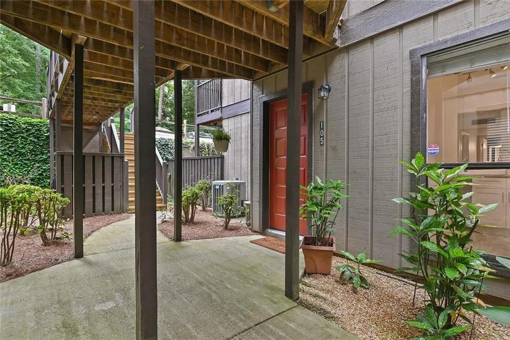 105 River Run Drive Unit 105, Atlanta, Georgia 30350, 1 Bedroom Bedrooms, ,1 BathroomBathrooms,Residential,Sold,105 River Run Drive Unit 105,6734425