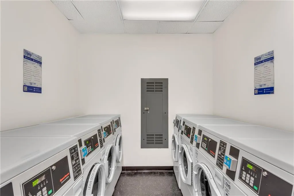 795 Hammond Drive Unit 1402, Atlanta, Georgia 30328, 1 Bedroom Bedrooms, ,1 BathroomBathrooms,Residential,For Sale,795 Hammond Drive Unit 1402,7727509