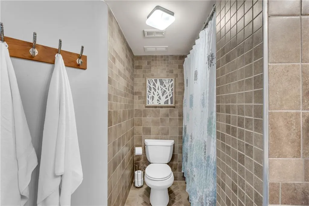 795 Hammond Drive Unit 1402, Atlanta, Georgia 30328, 1 Bedroom Bedrooms, ,1 BathroomBathrooms,Residential,For Sale,795 Hammond Drive Unit 1402,7727509