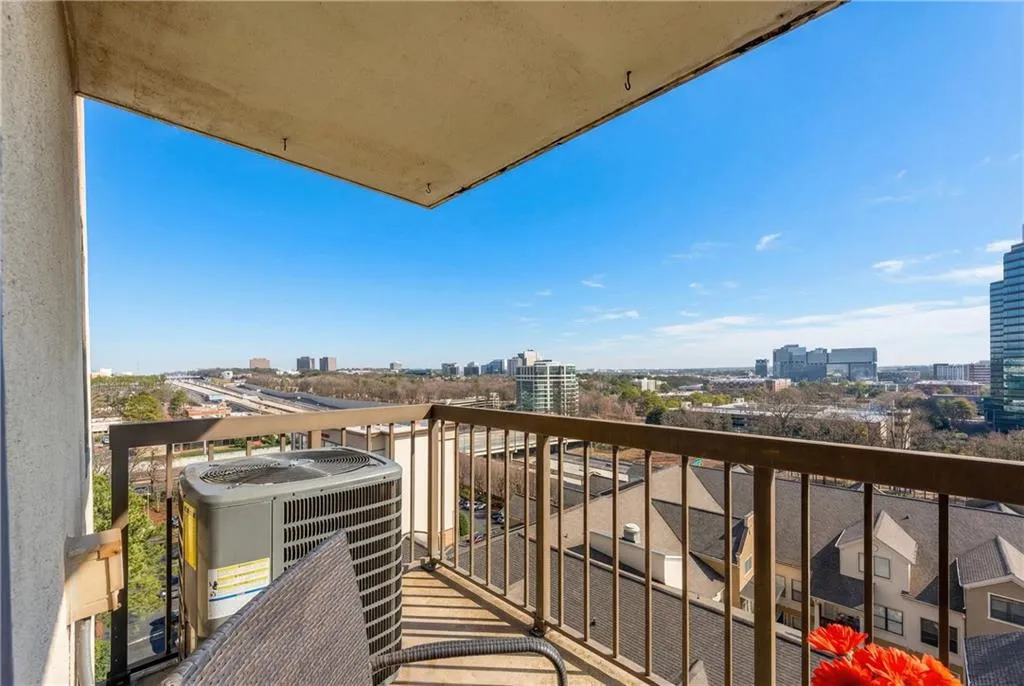 795 Hammond Drive Unit 1402, Atlanta, Georgia 30328, 1 Bedroom Bedrooms, ,1 BathroomBathrooms,Residential,For Sale,795 Hammond Drive Unit 1402,7727509
