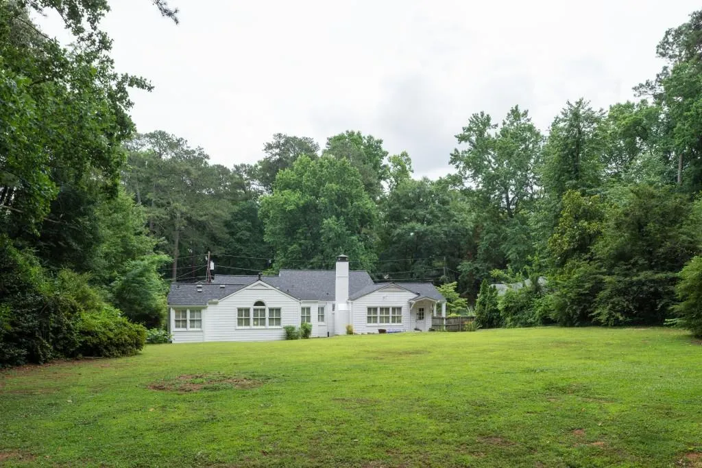 332 Pine Forest Road, Sandy Springs, Georgia 30342, 3 Bedrooms Bedrooms, ,3 BathroomsBathrooms,Residential,Sold,332 Pine Forest Road,5701915