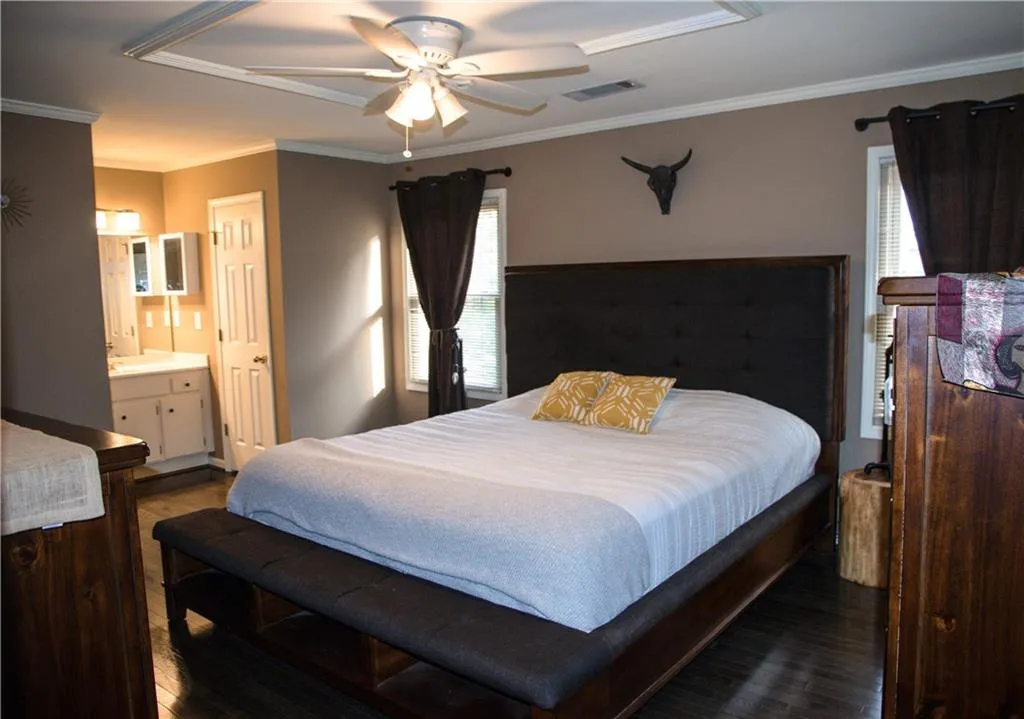 800 Towergate Place, Sandy Springs, Georgia 30350, 4 Bedrooms Bedrooms, ,3 BathroomsBathrooms,Residential,Sold,800 Towergate Place,6611953