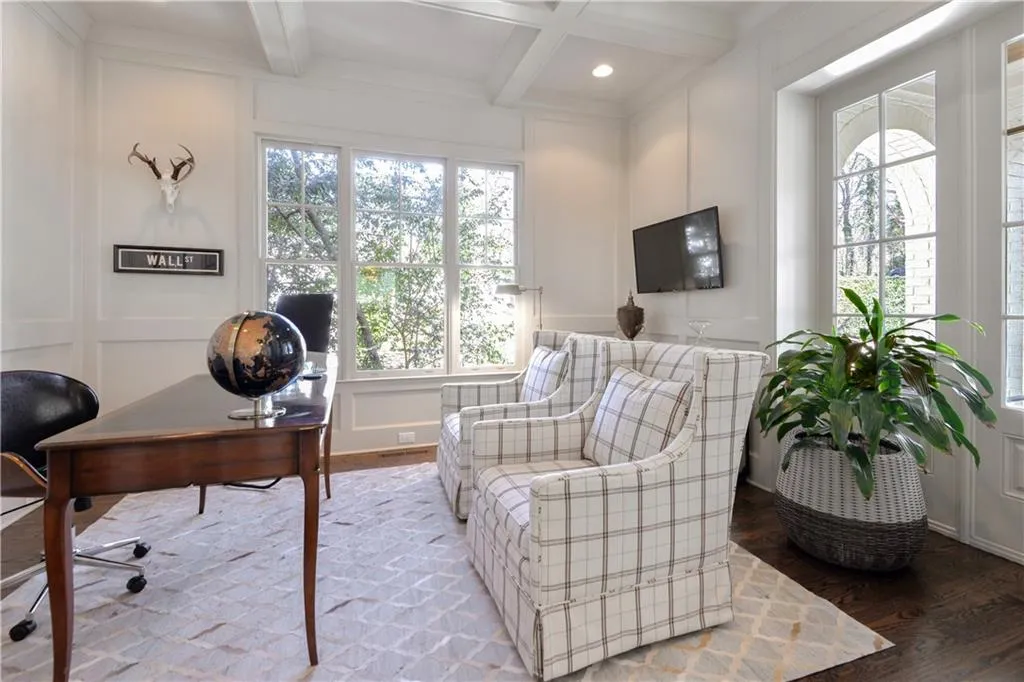 4666 E Conway Drive Nw, Sandy Springs, Georgia 30327, 6 Bedrooms Bedrooms, ,6 BathroomsBathrooms,Residential,Sold,4666 E Conway Drive Nw,6843257