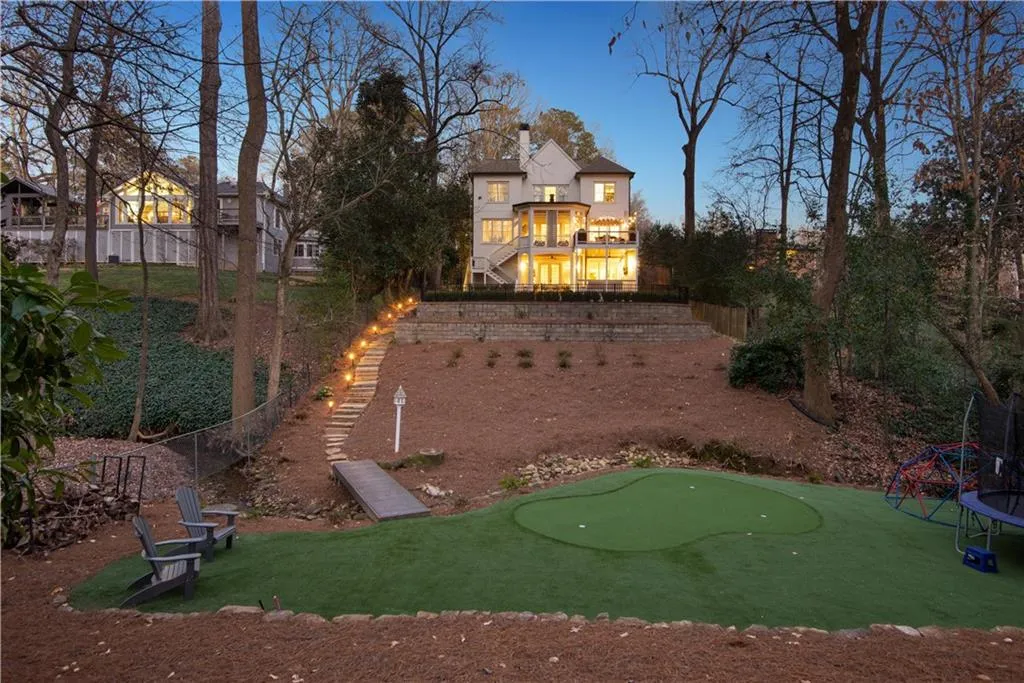 4666 E Conway Drive Nw, Sandy Springs, Georgia 30327, 6 Bedrooms Bedrooms, ,6 BathroomsBathrooms,Residential,Sold,4666 E Conway Drive Nw,6843257