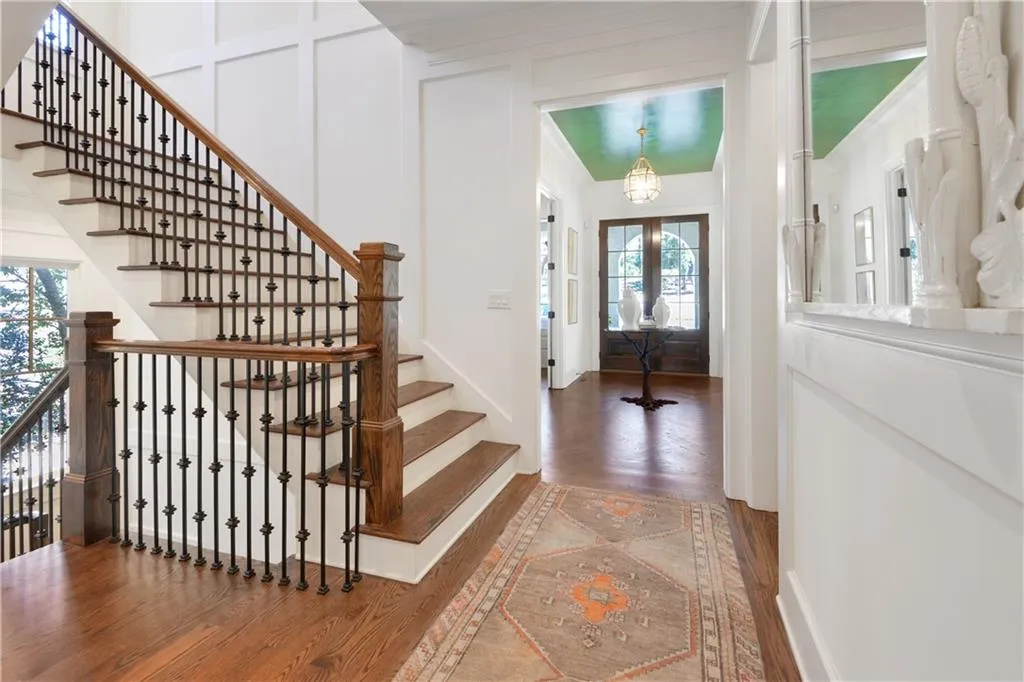 4666 E Conway Drive Nw, Sandy Springs, Georgia 30327, 6 Bedrooms Bedrooms, ,6 BathroomsBathrooms,Residential,Sold,4666 E Conway Drive Nw,6843257