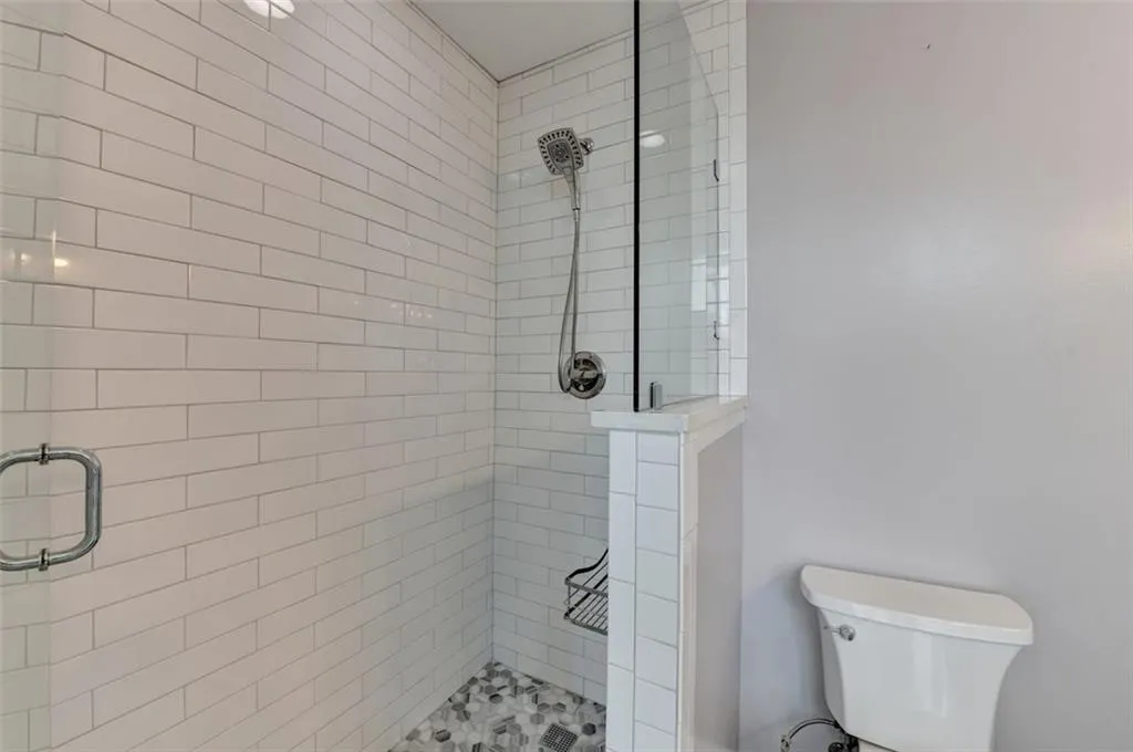 950 W Peachtree Street Nw Unit 911, Atlanta, Georgia 30309, 2 Bedrooms Bedrooms, ,2 BathroomsBathrooms,Residential,For Sale,950 W Peachtree Street Nw Unit 911,7577794