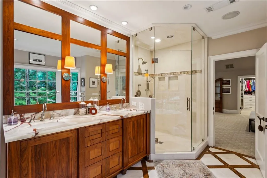 3302 W Andrews Drive Nw, Atlanta, Georgia 30305, 6 Bedrooms Bedrooms, ,4 BathroomsBathrooms,Residential,For Sale,3302 W Andrews Drive Nw,7627365