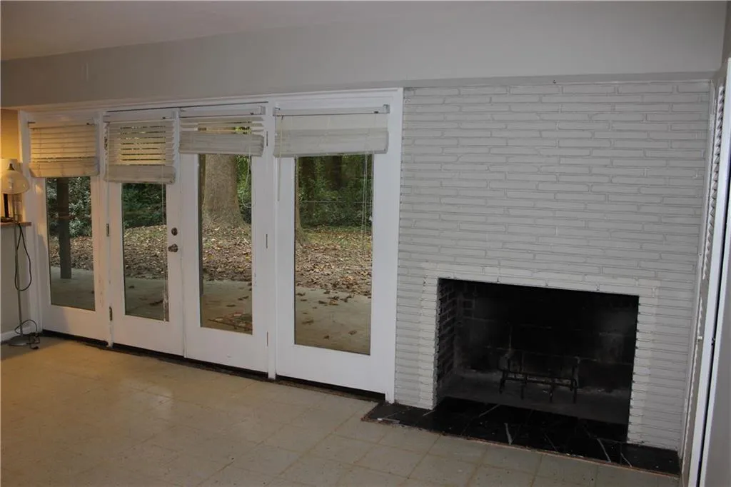 635 Glenforest Road, Sandy Springs, Georgia 30328, 5 Bedrooms Bedrooms, ,3 BathroomsBathrooms,Residential,Sold,635 Glenforest Road,6611171