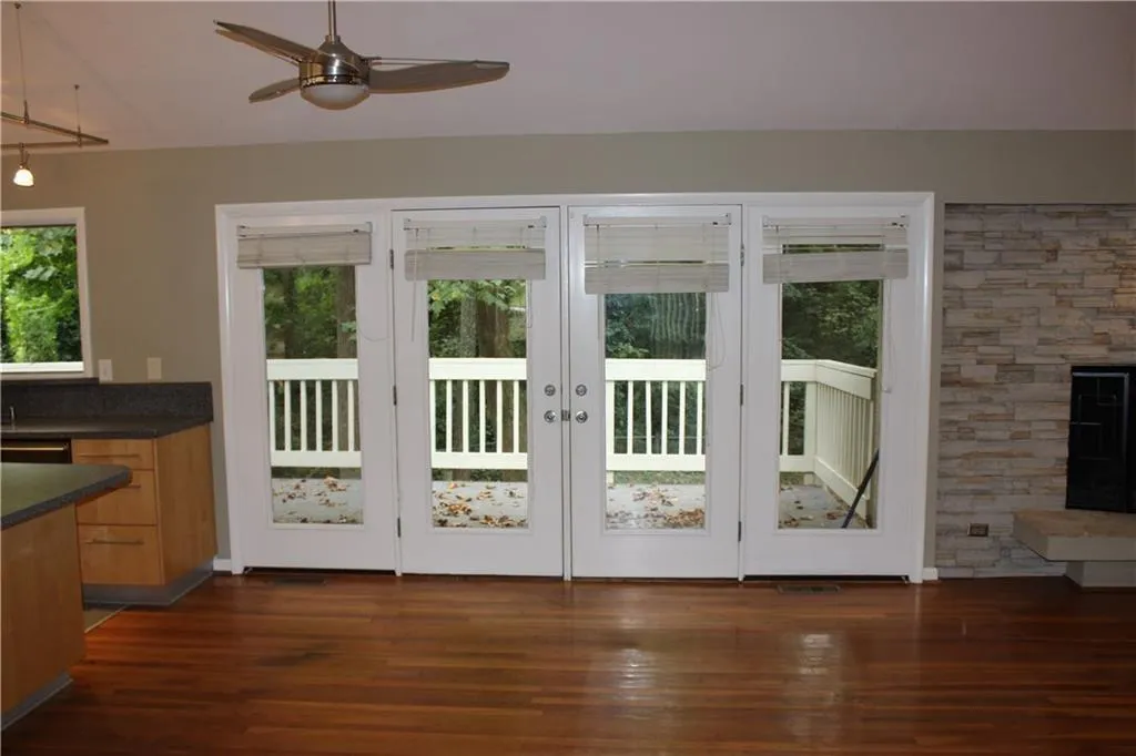 635 Glenforest Road, Sandy Springs, Georgia 30328, 5 Bedrooms Bedrooms, ,3 BathroomsBathrooms,Residential,Sold,635 Glenforest Road,6611171