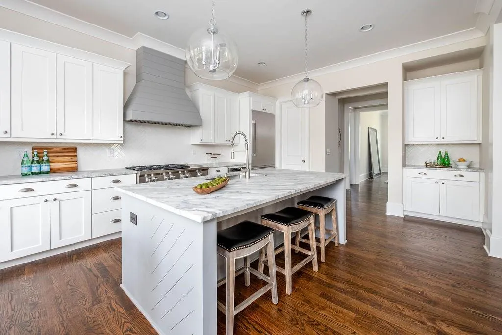 345 Pine Forest Road, Atlanta, Georgia 30342, 5 Bedrooms Bedrooms, ,4 BathroomsBathrooms,Residential,Sold,345 Pine Forest Road,6540670