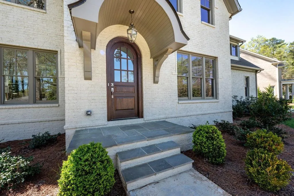 345 Pine Forest Road, Atlanta, Georgia 30342, 5 Bedrooms Bedrooms, ,4 BathroomsBathrooms,Residential,Sold,345 Pine Forest Road,6540670